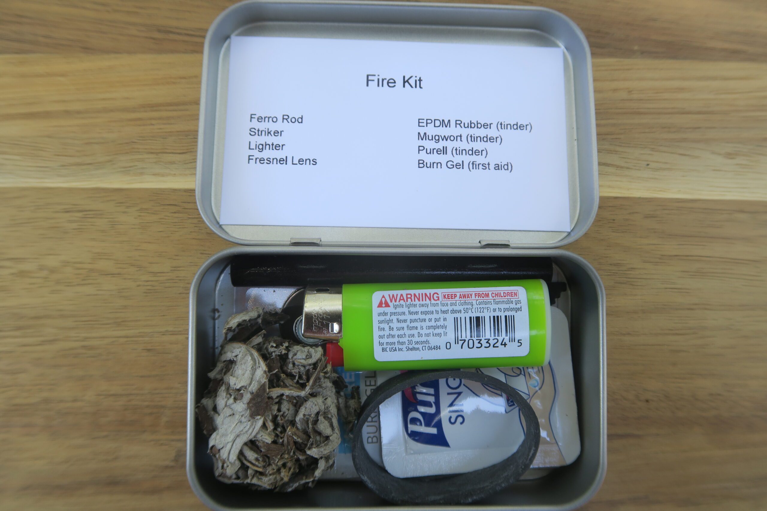 COMPACT SURVIVAL KIT